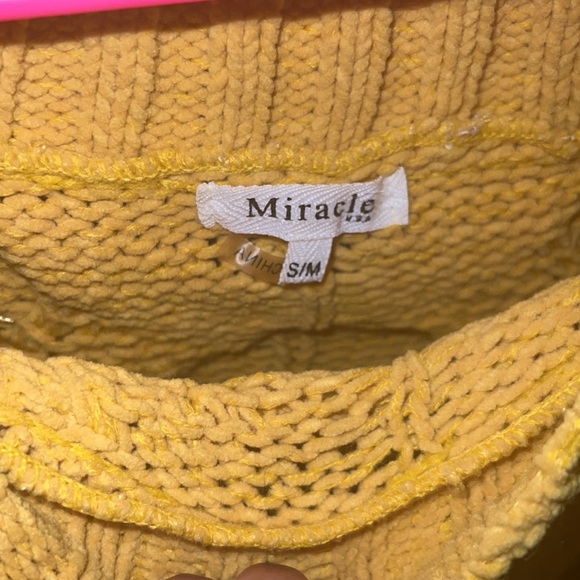Yellow Detailed Sweater Oversized - Picture 4 of 4